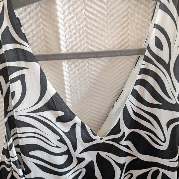 Nicole Miller New York Black & White Satin Maxi Dress Abstract Plus Size 2X - Picture 3 of 11